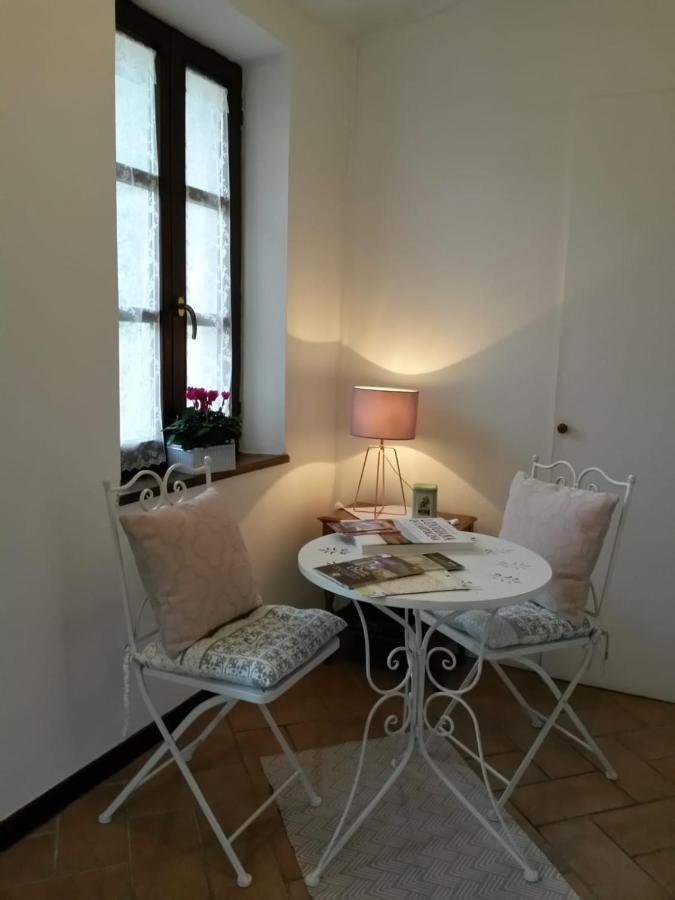 Forni Rosaia Villa Olivola  Exteriör bild