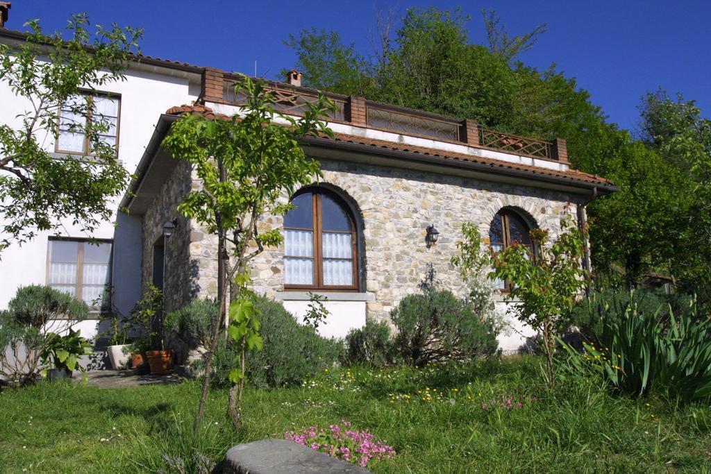 Forni Rosaia Villa Olivola  Exteriör bild