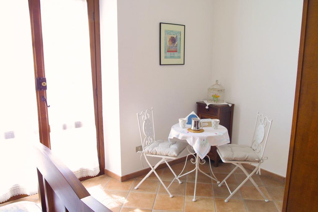 Forni Rosaia Villa Olivola  Exteriör bild